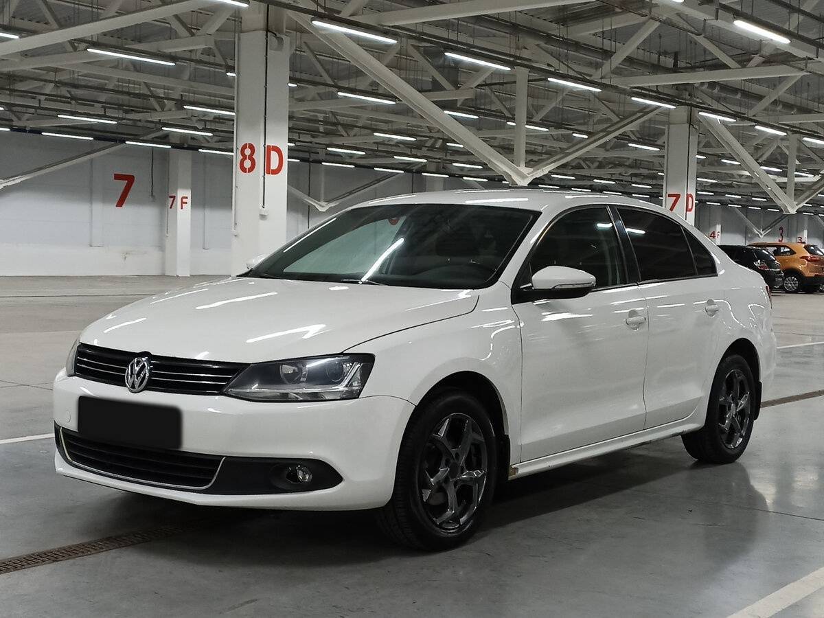 Volkswagen Jetta б/у, 2014, Механическая. Фото: #0