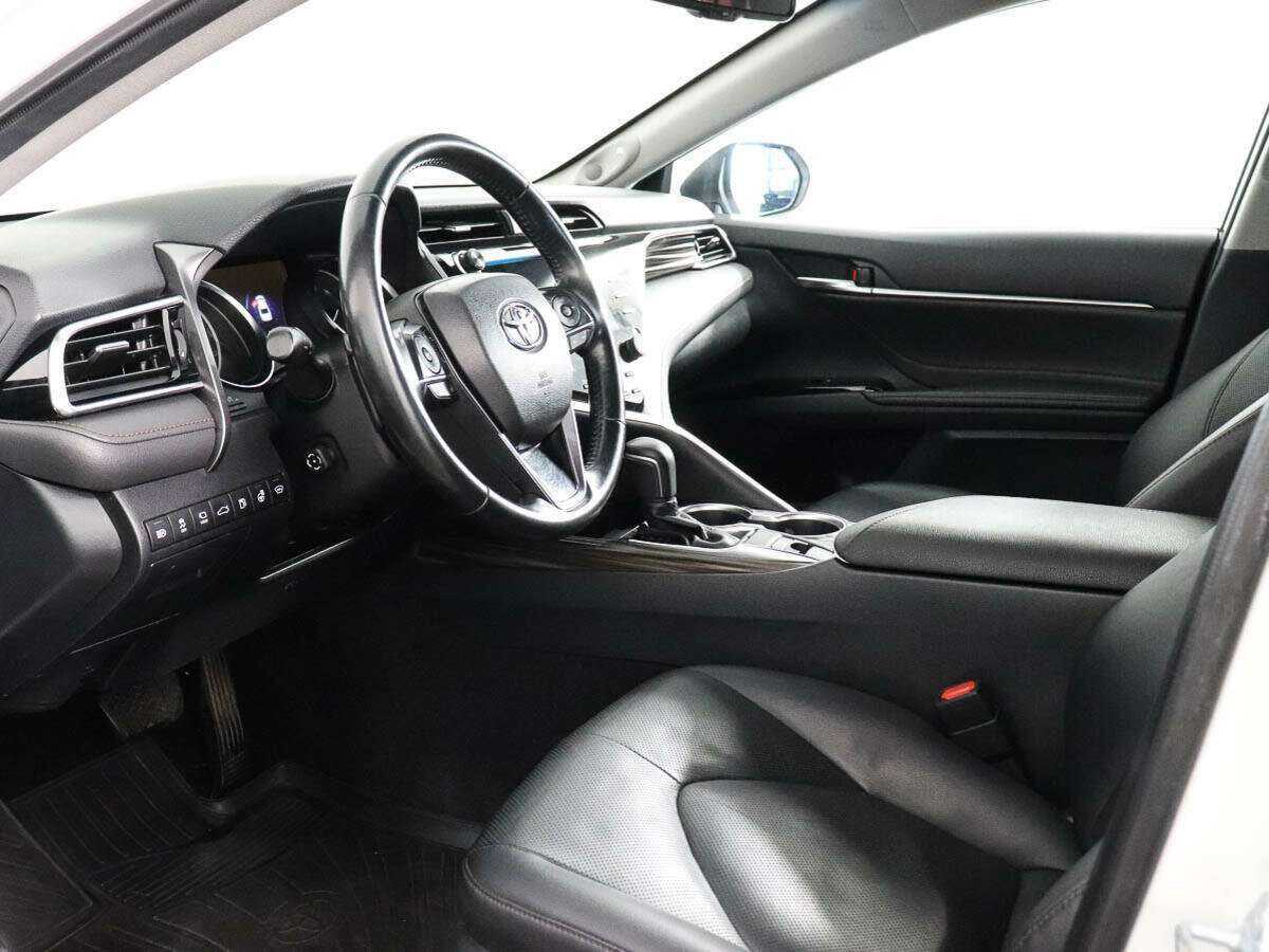Toyota Camry б/у, 2018, Автоматическая. Фото: #7