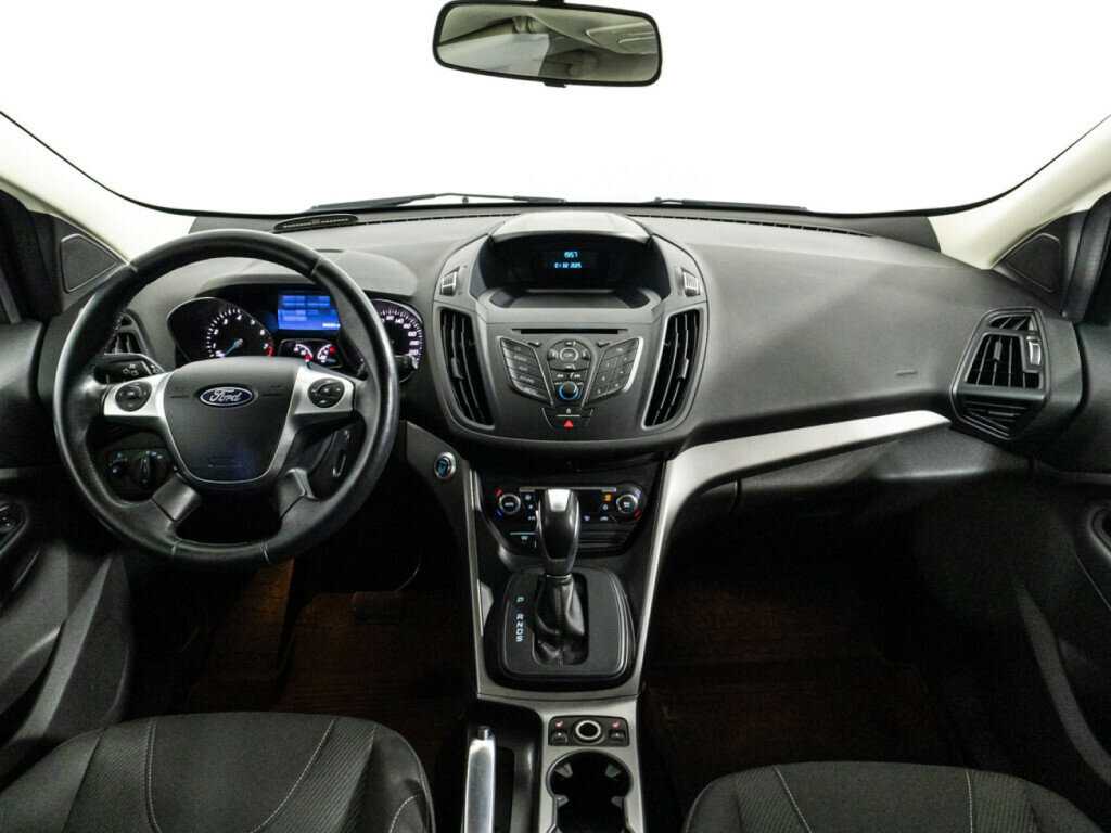 Ford Kuga б/у, 2016, Автоматическая. Фото: #12