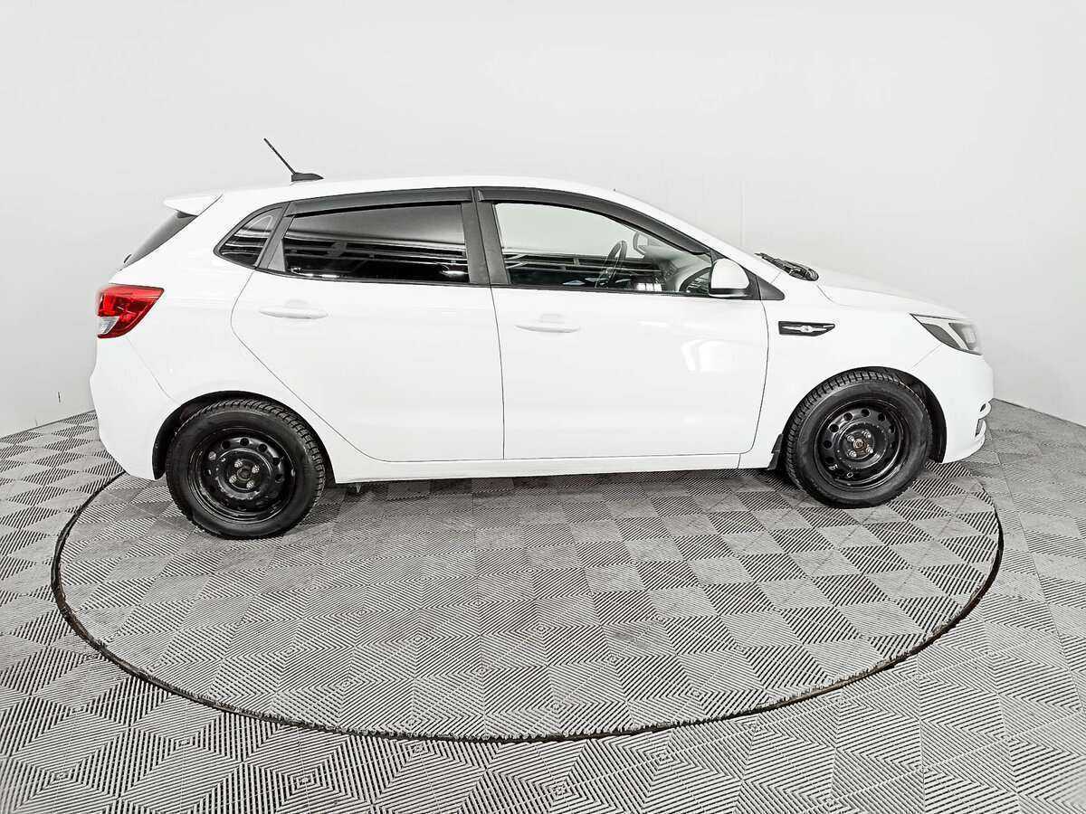 Kia Rio б/у, 2017, Автоматическая. Фото: #3