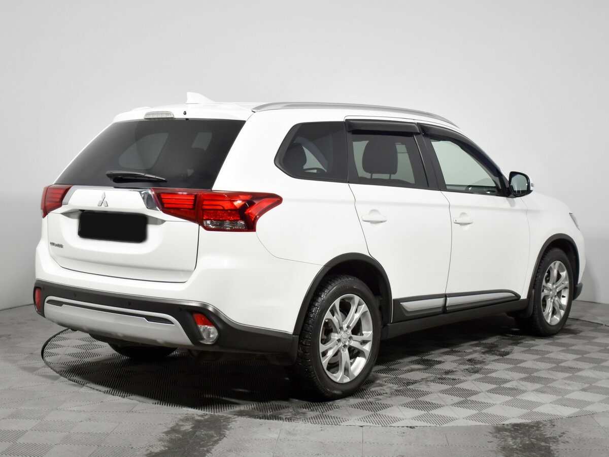 Mitsubishi Outlander б/у, 2020, Вариатор. Фото: #4