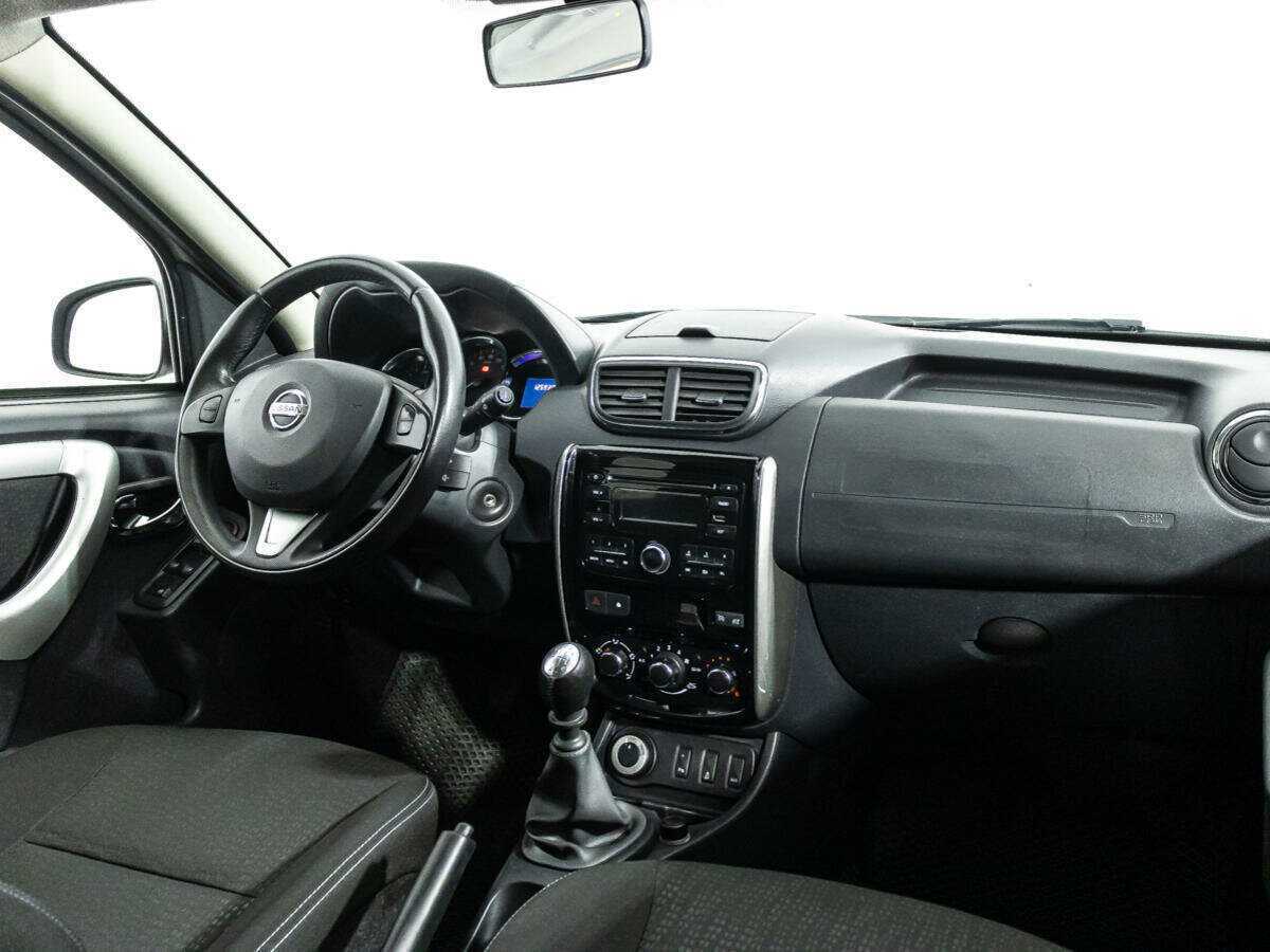 Nissan Terrano б/у, 2018, Механическая. Фото: #8