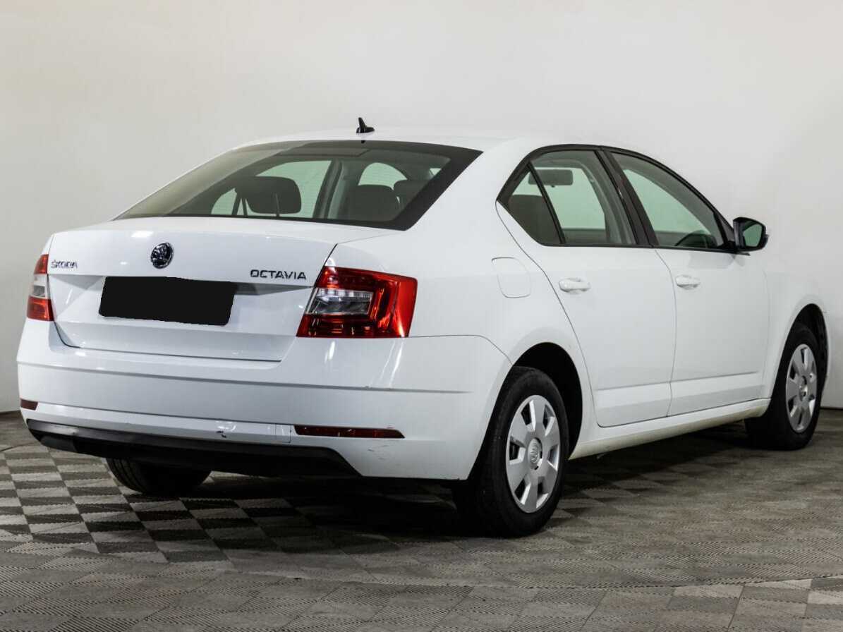 Skoda Octavia б/у, 2019, Механическая. Фото: #4