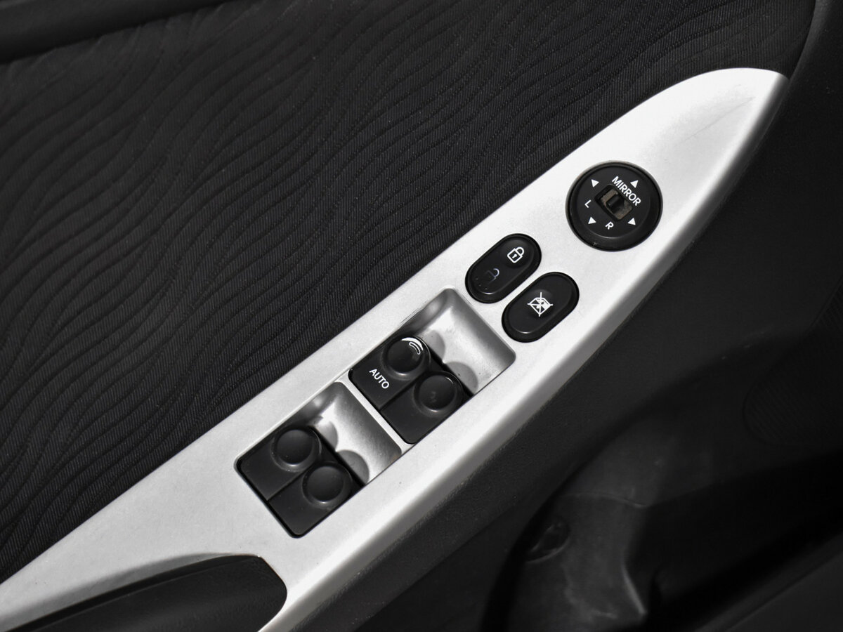 Hyundai Solaris б/у, 2012, Автоматическая. Фото: #9