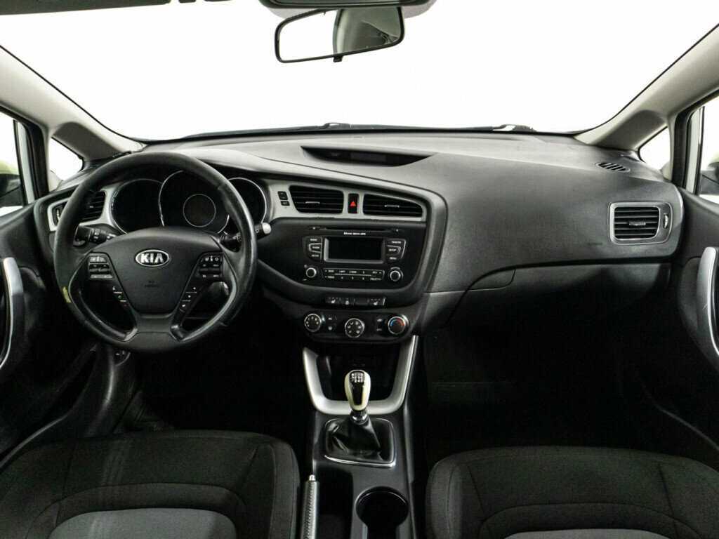 Kia Ceed б/у, 2012, Механическая. Фото: #12