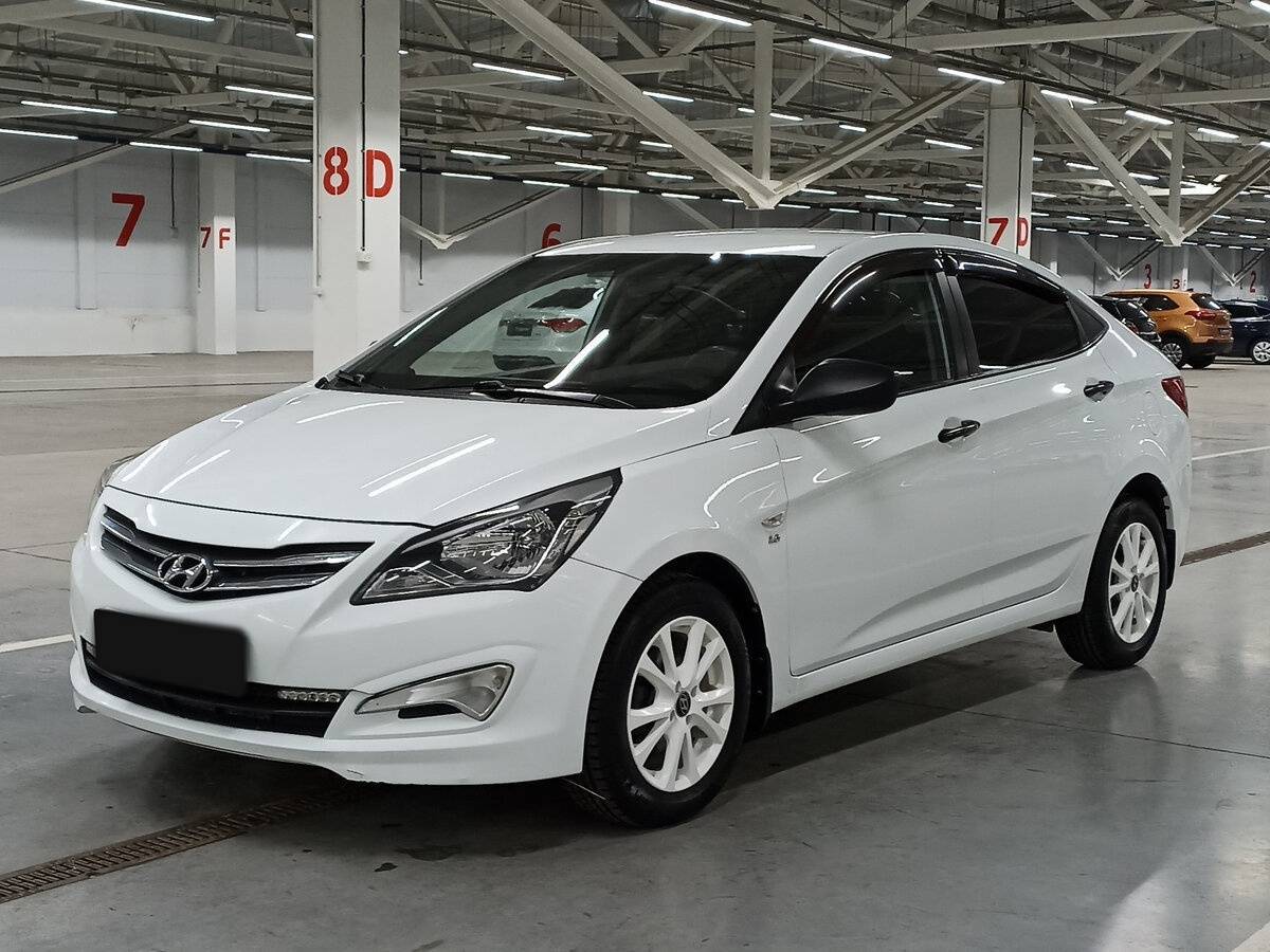 Hyundai Solaris б/у, 2015, Механическая. Фото: #0
