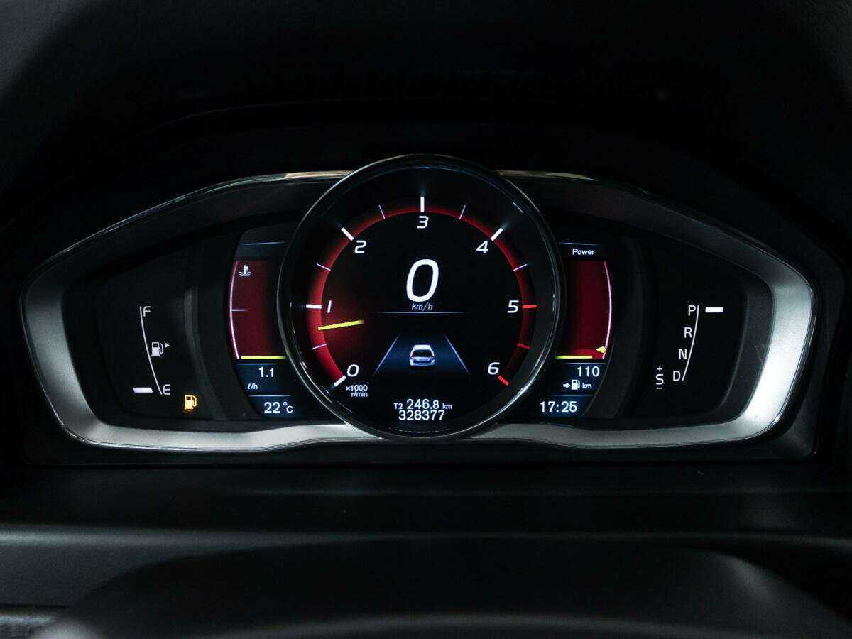 Volvo XC70 б/у, 2013, Автоматическая. Фото: #11