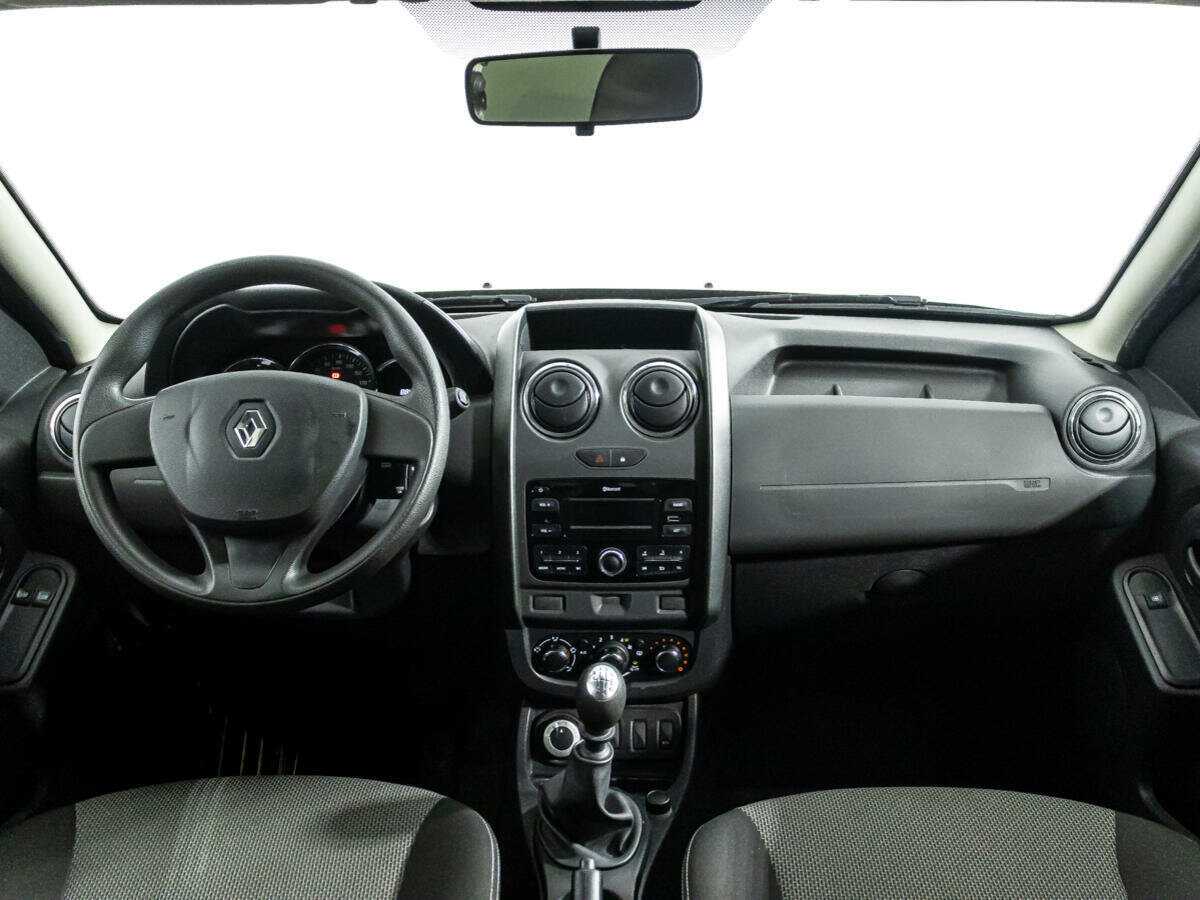 Renault Duster б/у, 2018, Механическая. Фото: #12