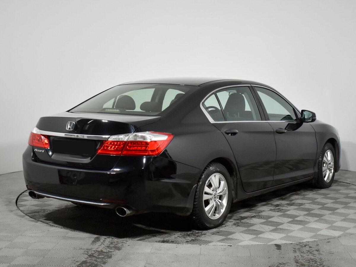 Honda Accord б/у, 2013, Автоматическая. Фото: #4