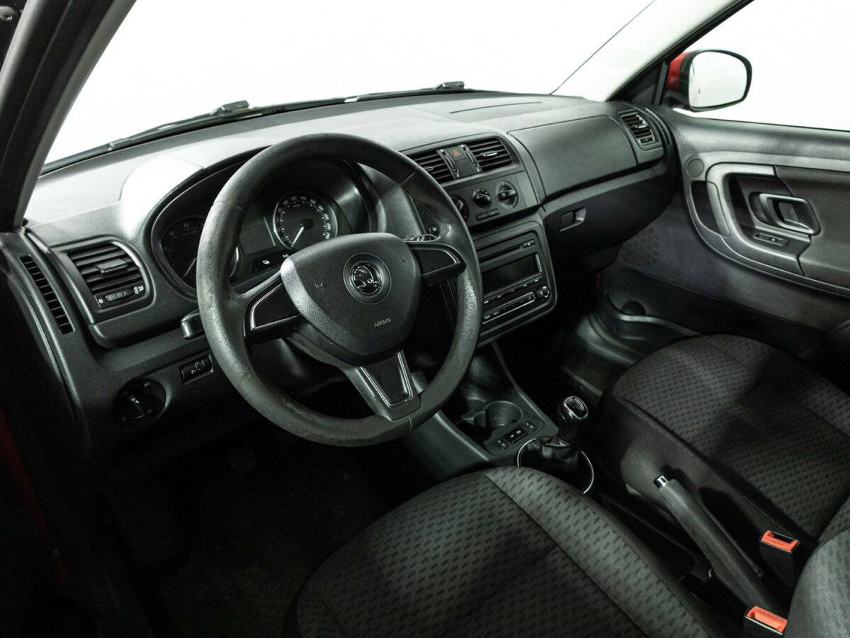 Skoda Fabia б/у, 2014, Механическая. Фото: #8