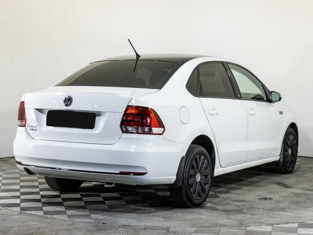 Volkswagen Polo б/у, 2016, Механическая. Фото: #4