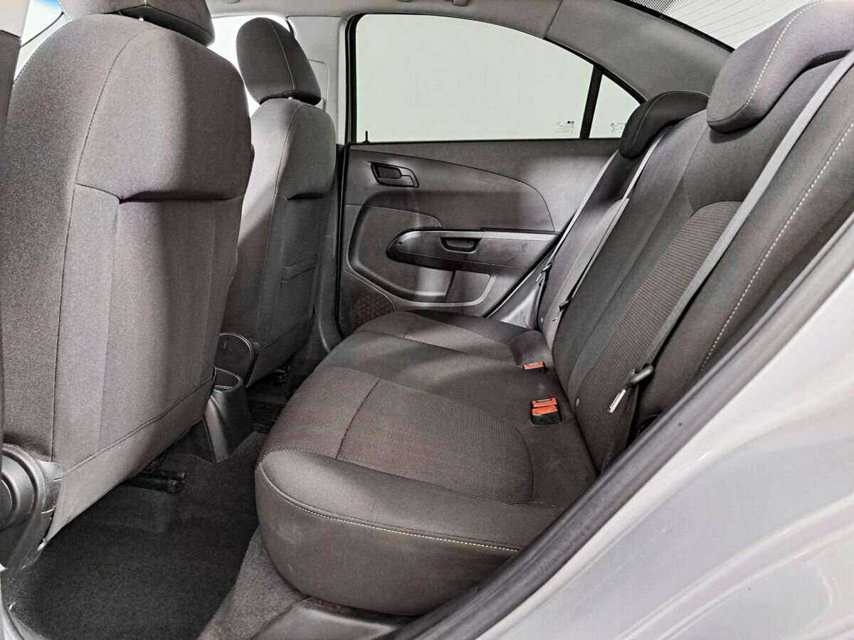 Chevrolet Aveo б/у, 2012, Механическая. Фото: #9