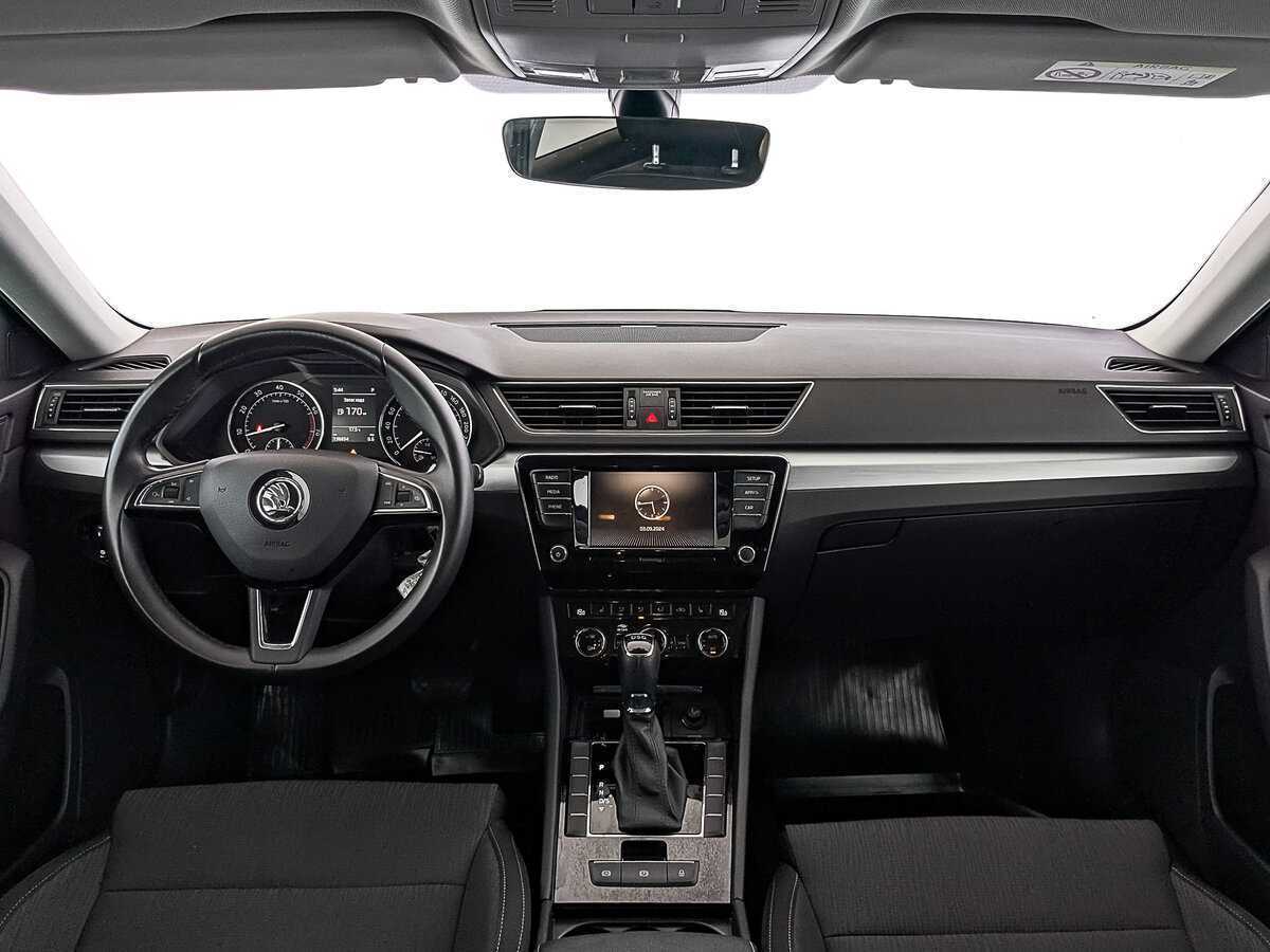 Skoda Superb б/у, 2019, Роботизированная. Фото: #13