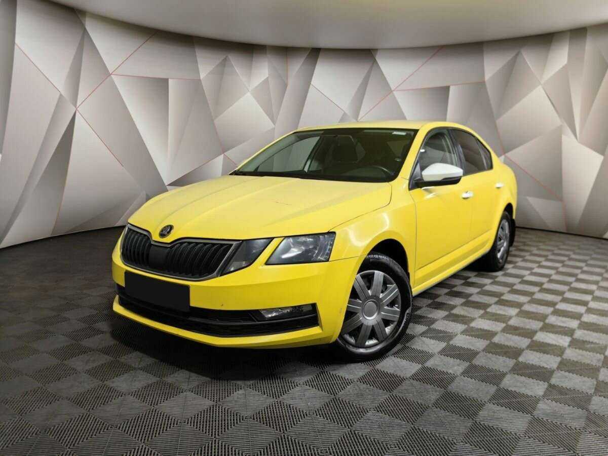 Skoda Octavia б/у, 2019, Механическая. Фото: #0