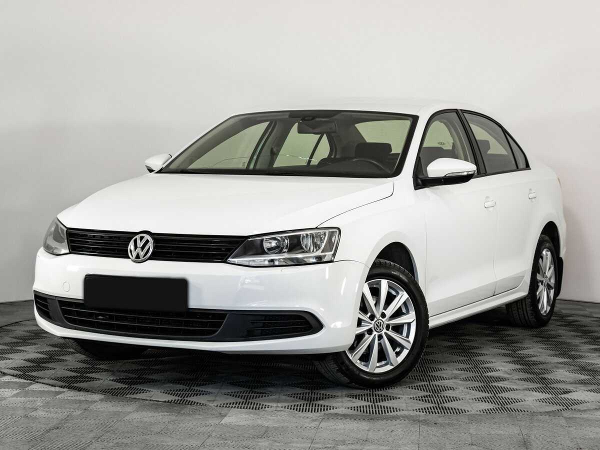 Volkswagen Jetta б/у, 2013, Механическая. Фото: #0