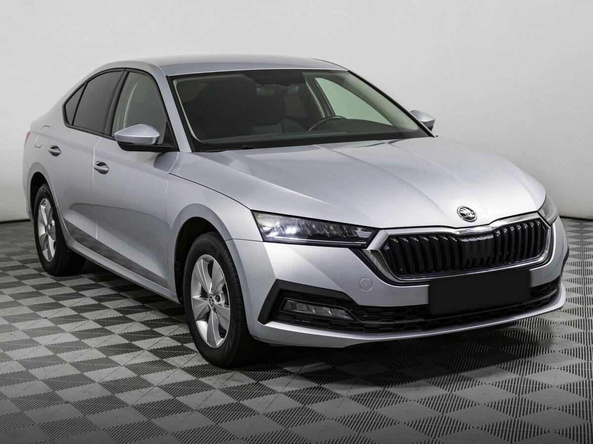 Skoda Octavia б/у, 2020, Автоматическая. Фото: #2