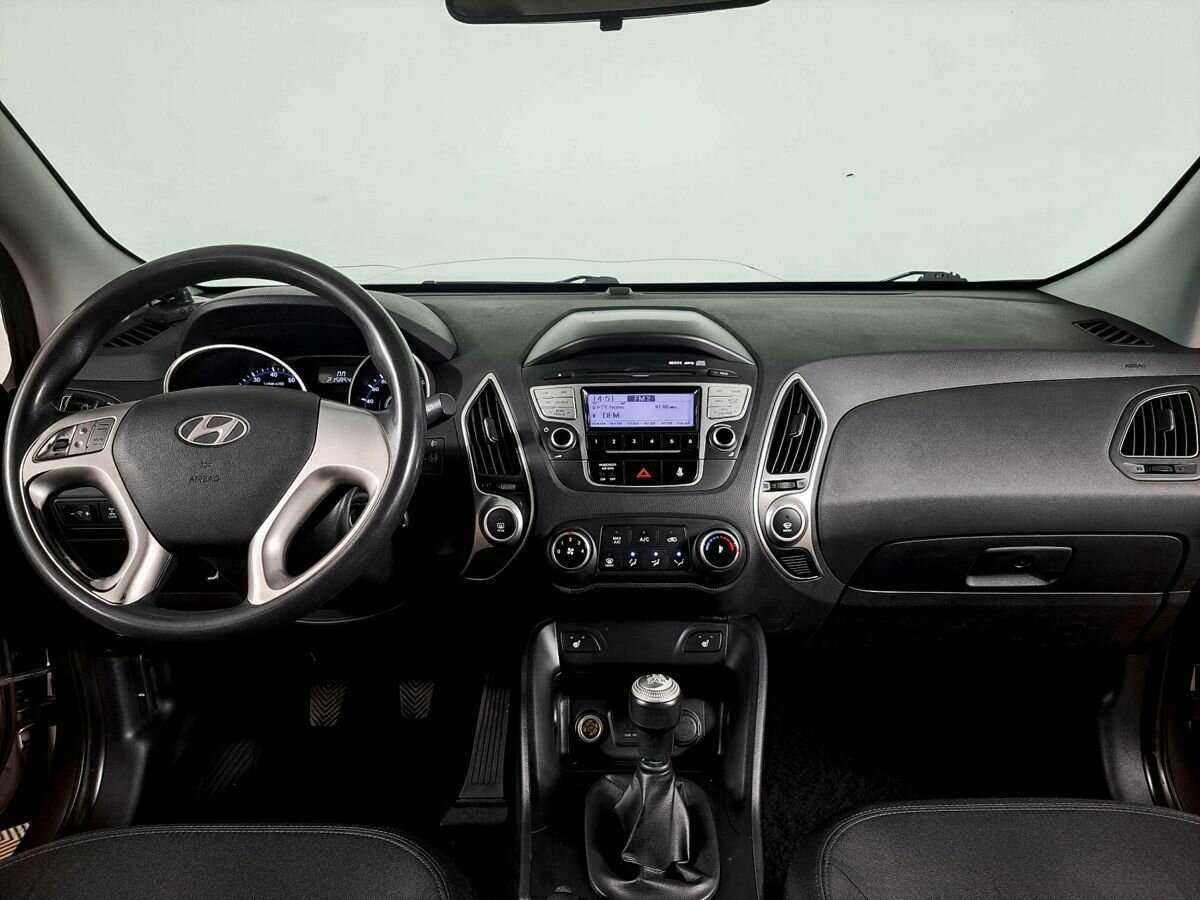 Hyundai ix35 б/у, 2013, Механическая. Фото: #10