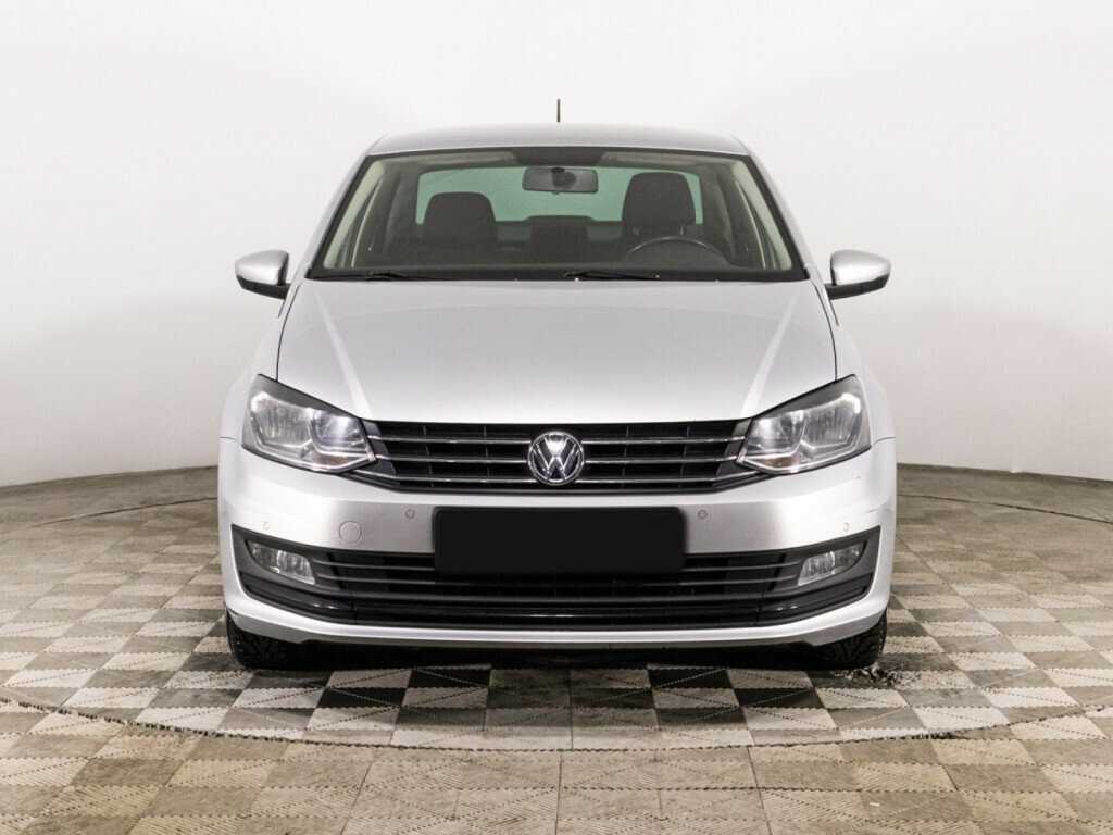 Volkswagen Polo б/у, 2018, Автоматическая. Фото: #1