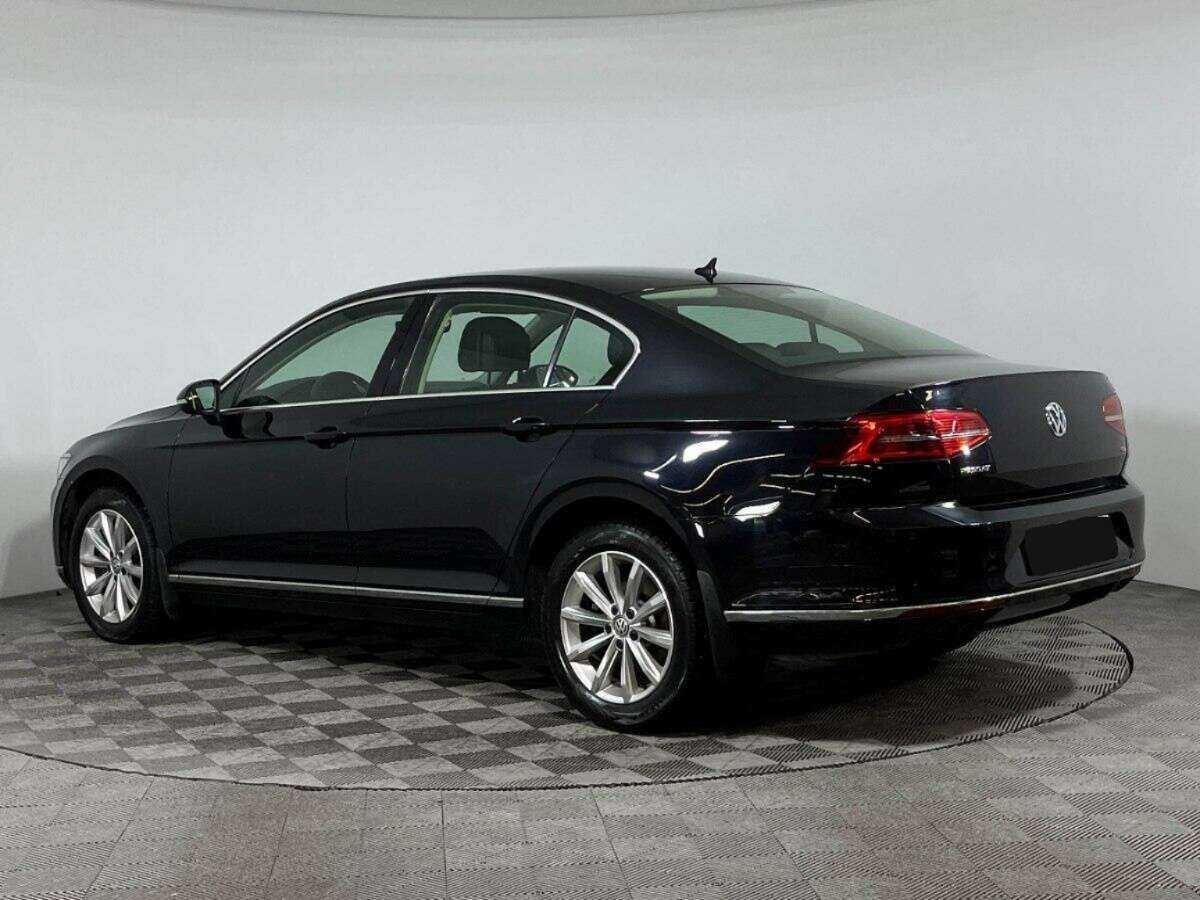Volkswagen Passat б/у, 2017, Роботизированная. Фото: #6