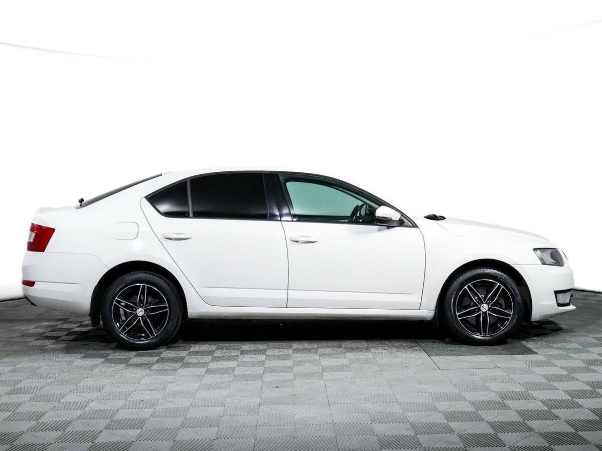 Skoda Octavia б/у, 2014, Механическая. Фото: #3