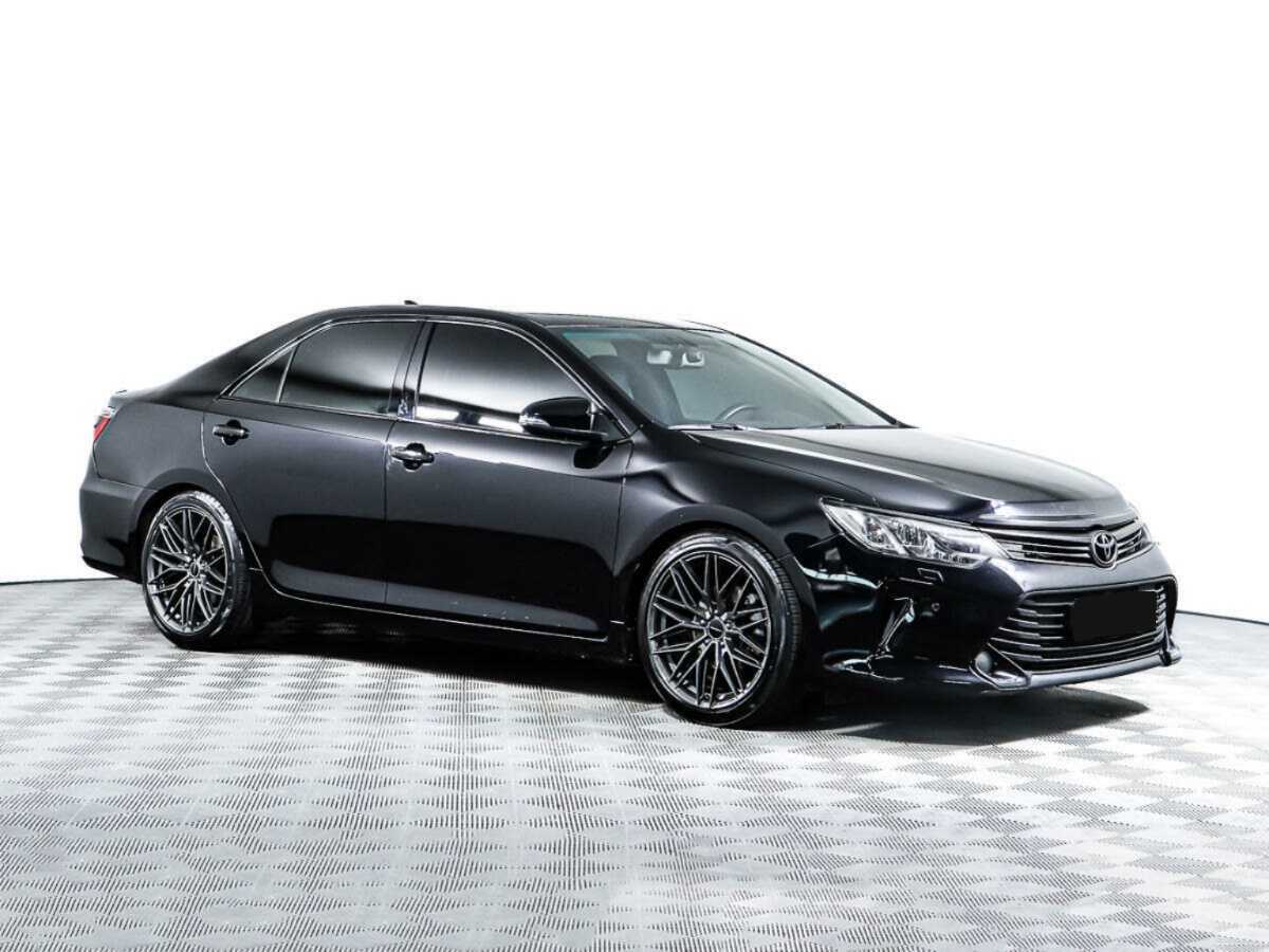 Toyota Camry б/у, 2015, Автоматическая. Фото: #1