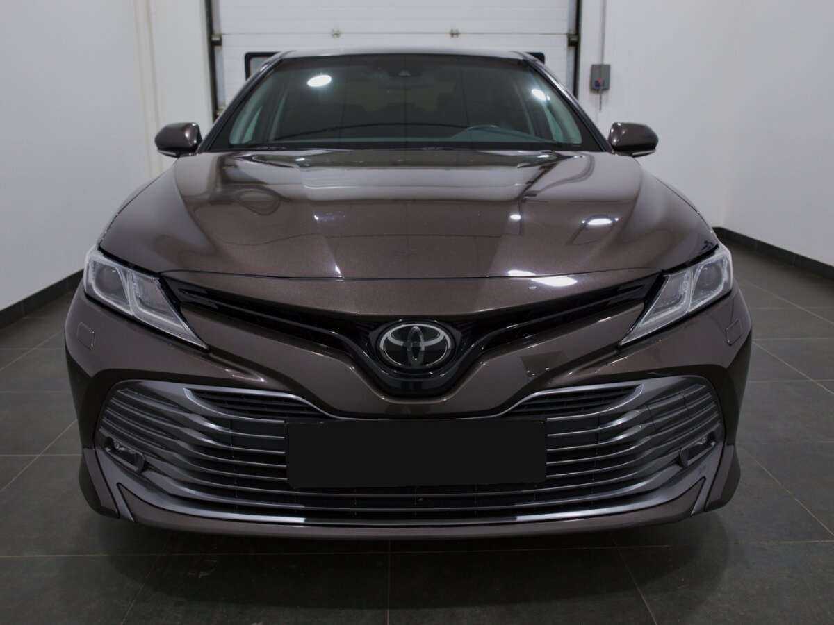 Toyota Camry б/у, 2020, Автоматическая. Фото: #1