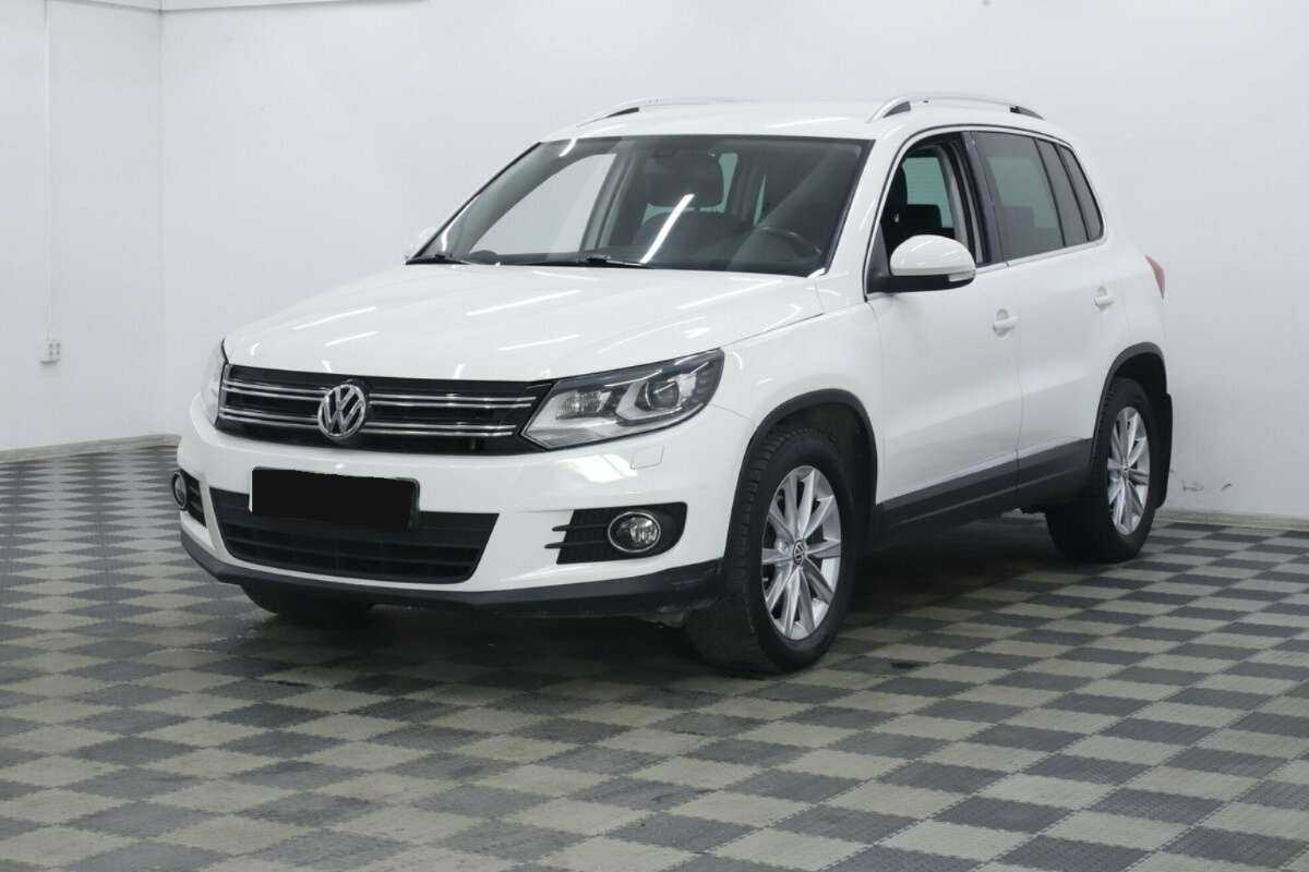 Volkswagen Tiguan б/у, 2015, Автоматическая. Посмотреть фото
