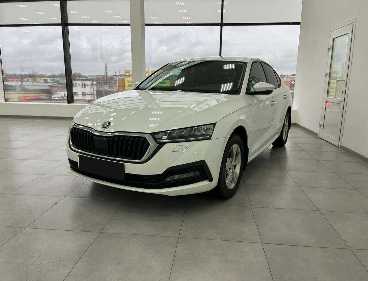 Skoda Octavia б/у, 2021, Автоматическая. Фото: #0