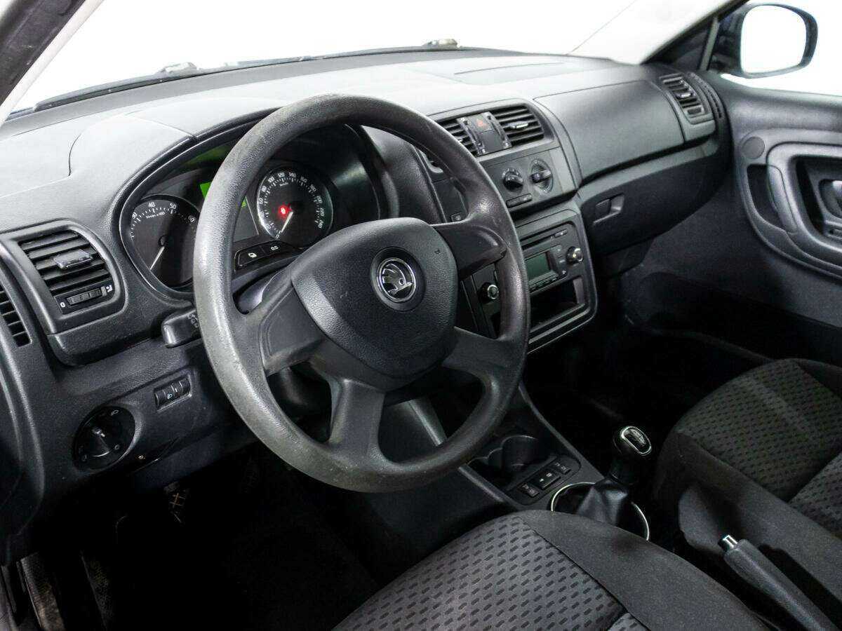 Skoda Fabia б/у, 2013, Механическая. Фото: #10