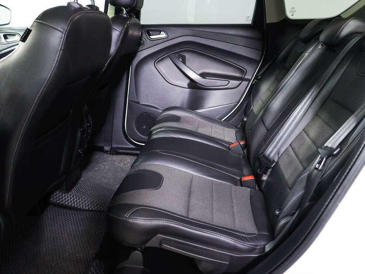 Ford Kuga б/у, 2015, Автоматическая. Фото: #8