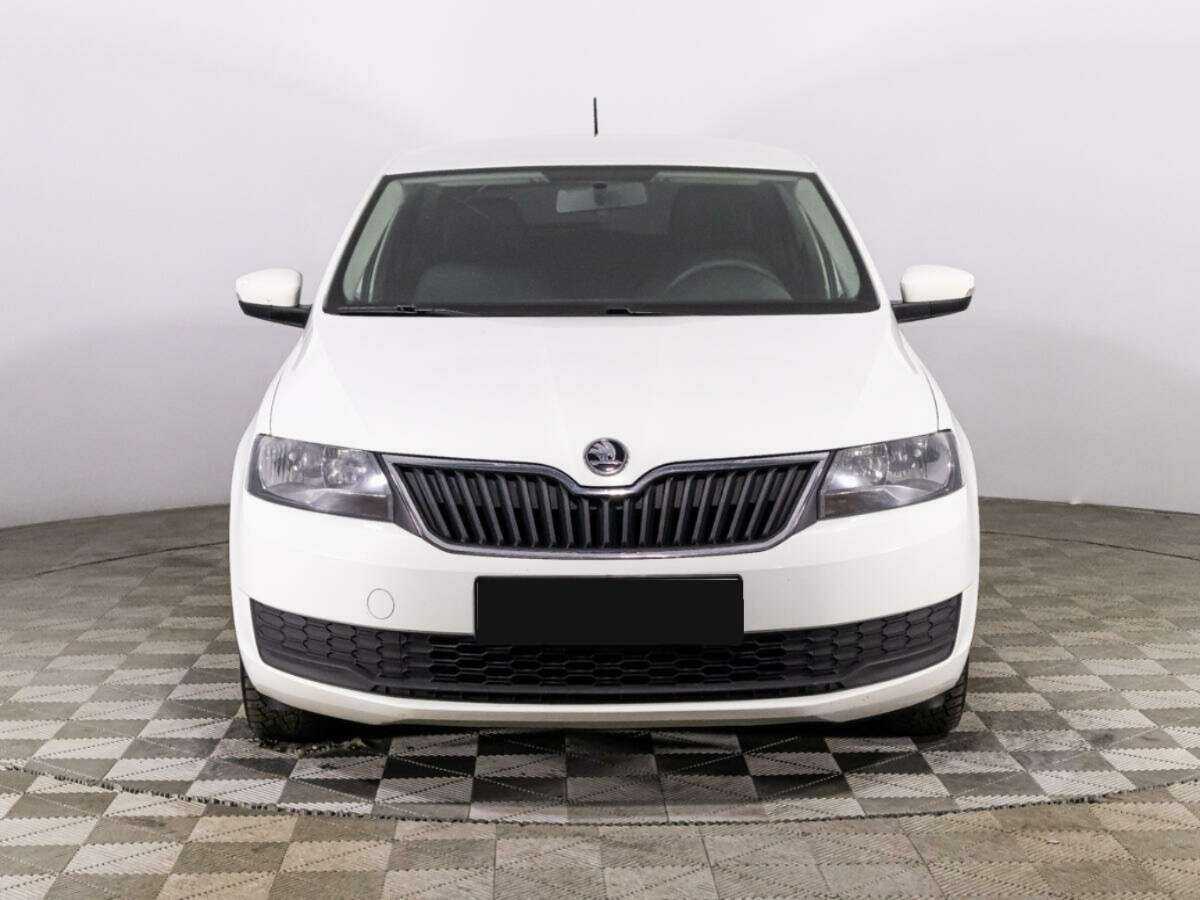 Skoda Rapid б/у, 2017, Механическая. Фото: #1