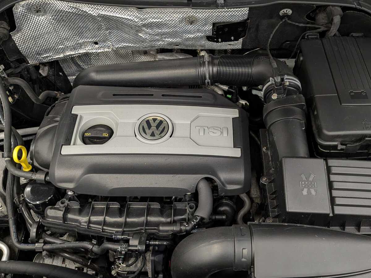 Volkswagen Tiguan б/у, 2015, Автоматическая. Фото: #8