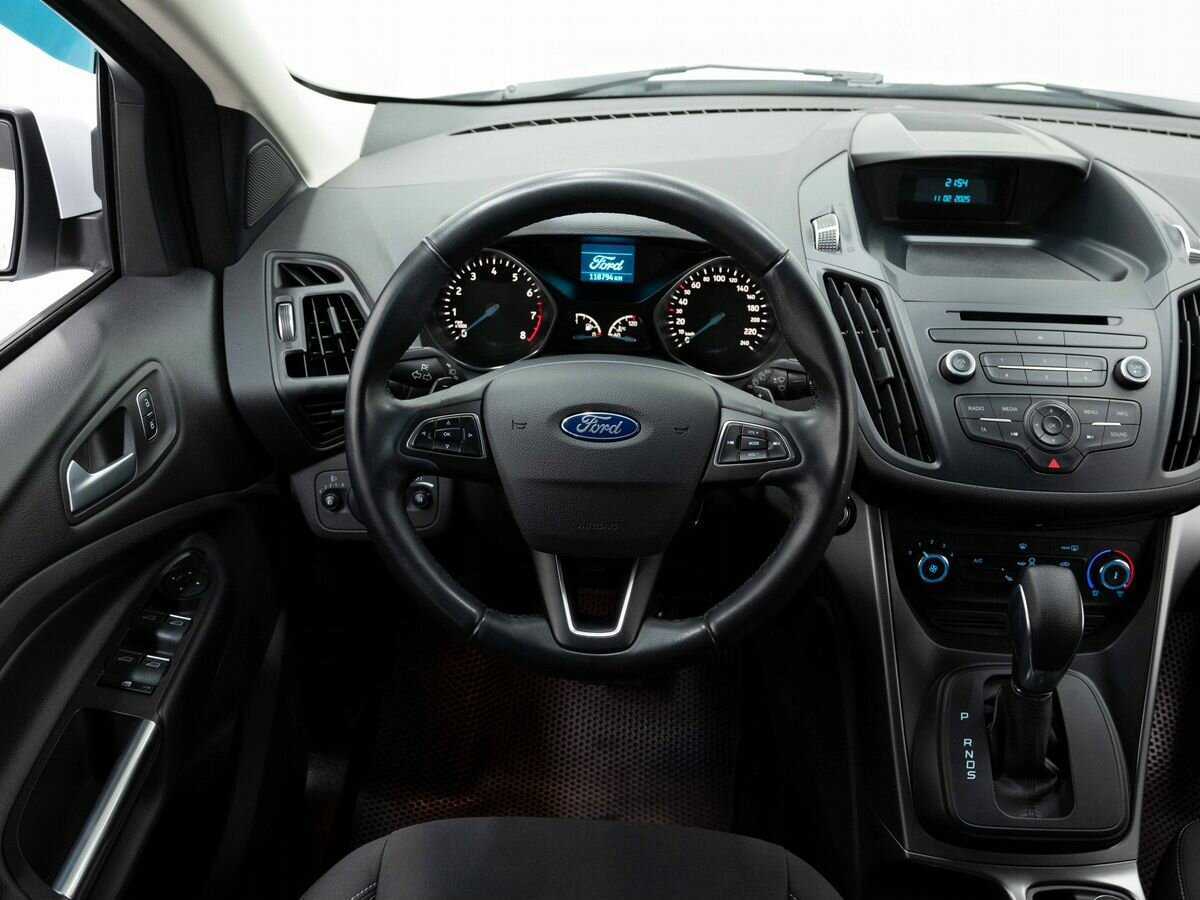 Ford Kuga б/у, 2017, Автоматическая. Фото: #15