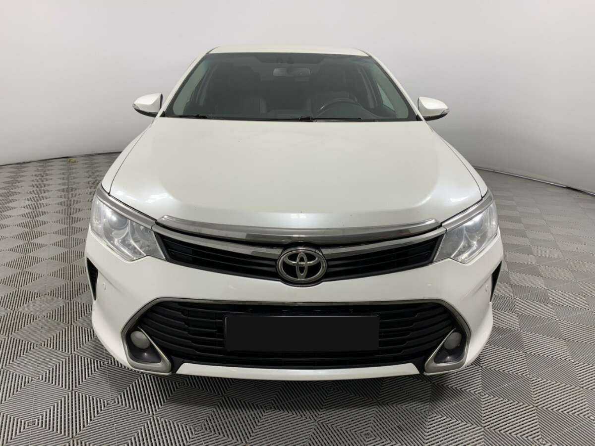 Toyota Camry б/у, 2016, Автоматическая. Фото: #1