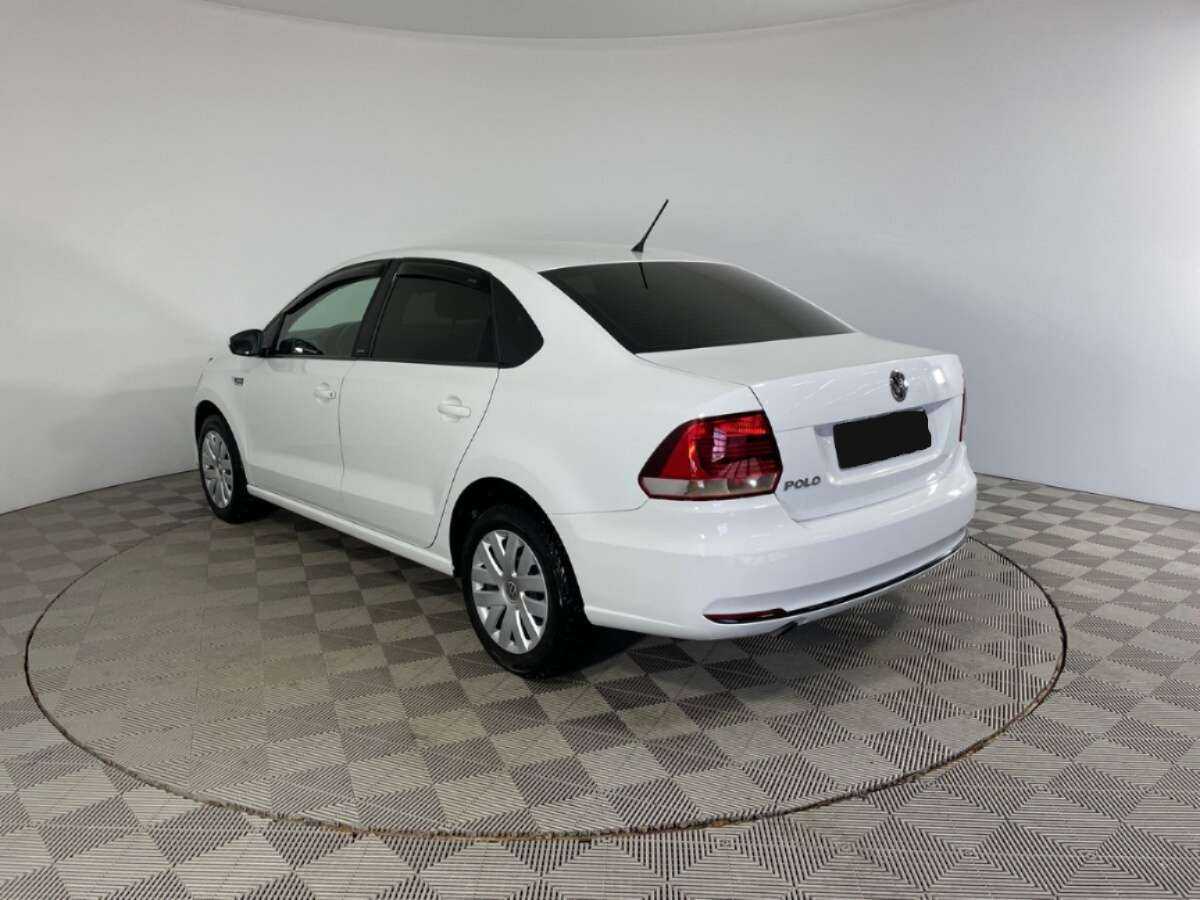 Volkswagen Polo б/у, 2016, Автоматическая. Фото: #5