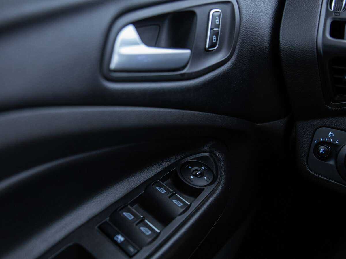 Ford Kuga б/у, 2013, Автоматическая. Фото: #18