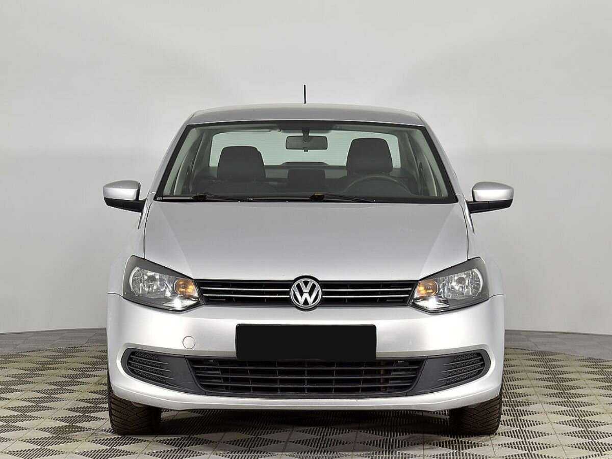 Volkswagen Polo б/у, 2014, Автоматическая. Фото: #2
