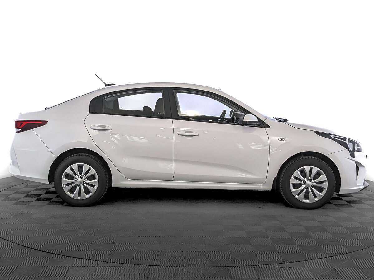 Kia Rio б/у, 2021, Автоматическая. Фото: #3