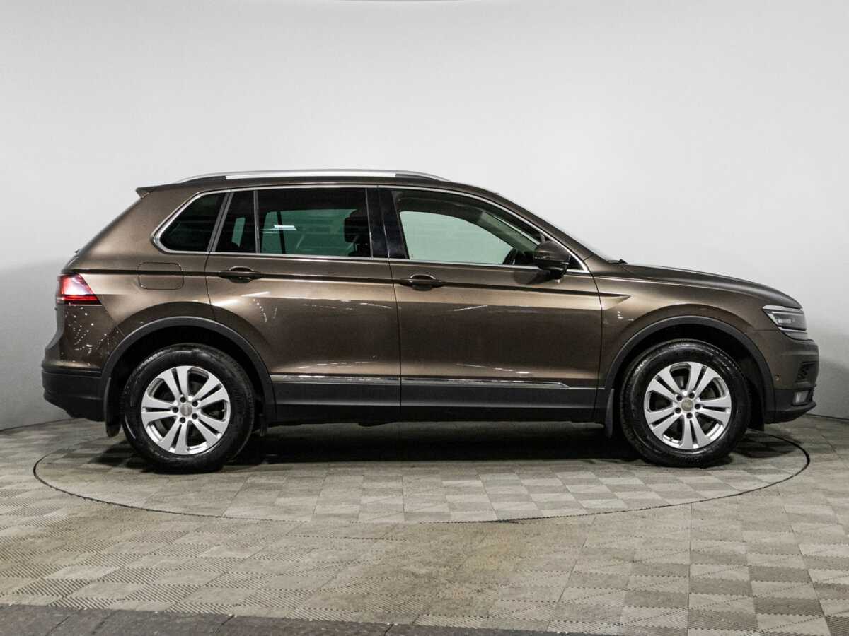 Volkswagen Tiguan б/у, 2018, Роботизированная. Фото: #3