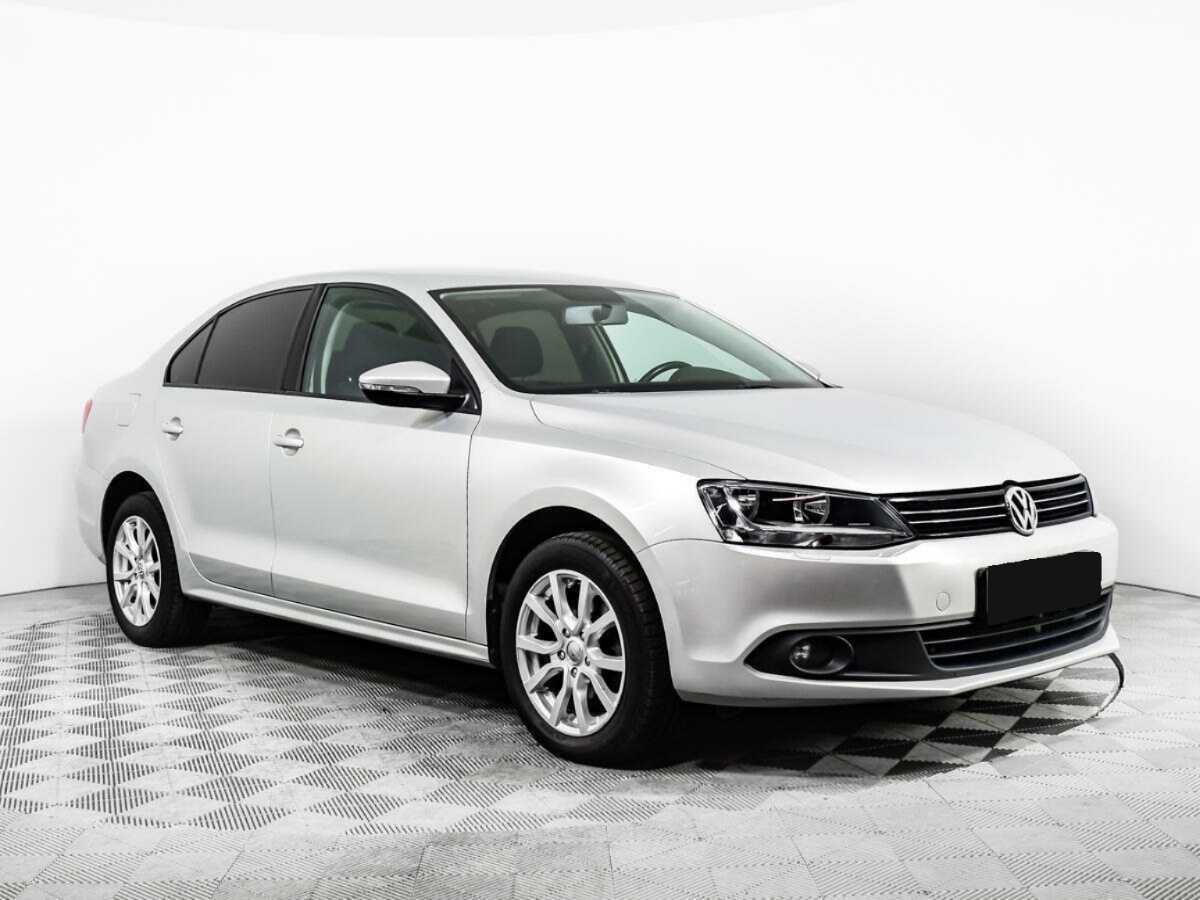 Volkswagen Jetta б/у, 2014, Роботизированная. Фото: #2