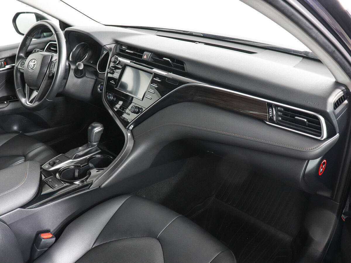 Toyota Camry б/у, 2018, Автоматическая. Фото: #9