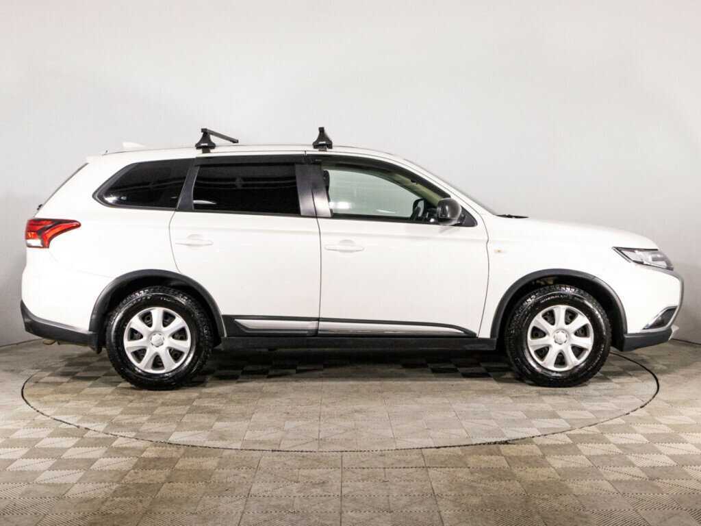 Mitsubishi Outlander б/у, 2018, Вариатор. Фото: #3