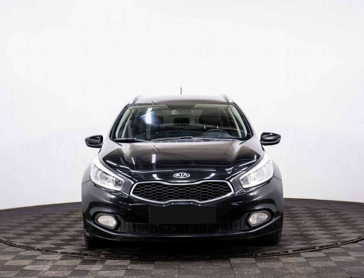 Kia Ceed б/у, 2012, Автоматическая. Фото: #1