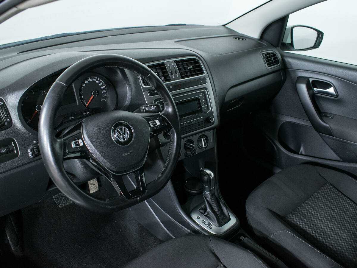 Volkswagen Polo б/у, 2020, Автоматическая. Фото: #12