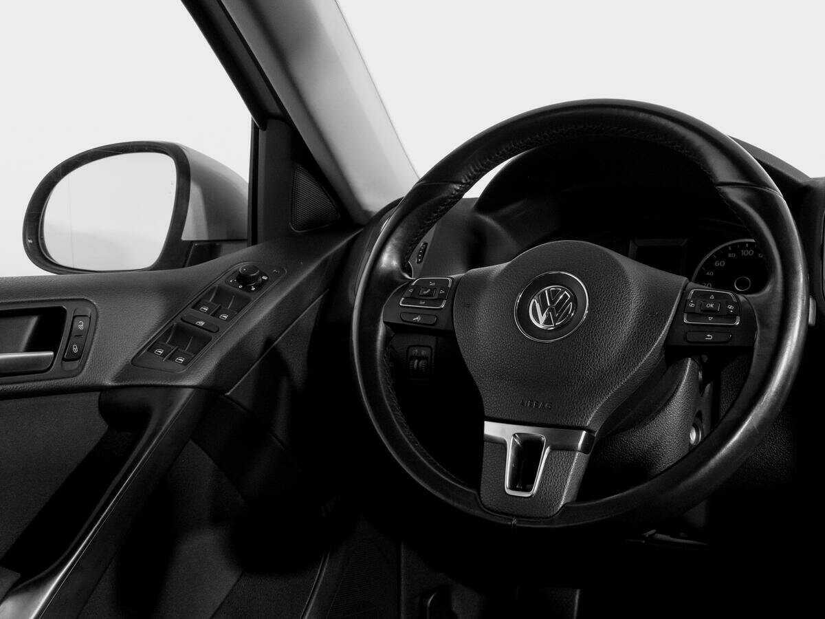 Volkswagen Tiguan б/у, 2014, Роботизированная. Фото: #12