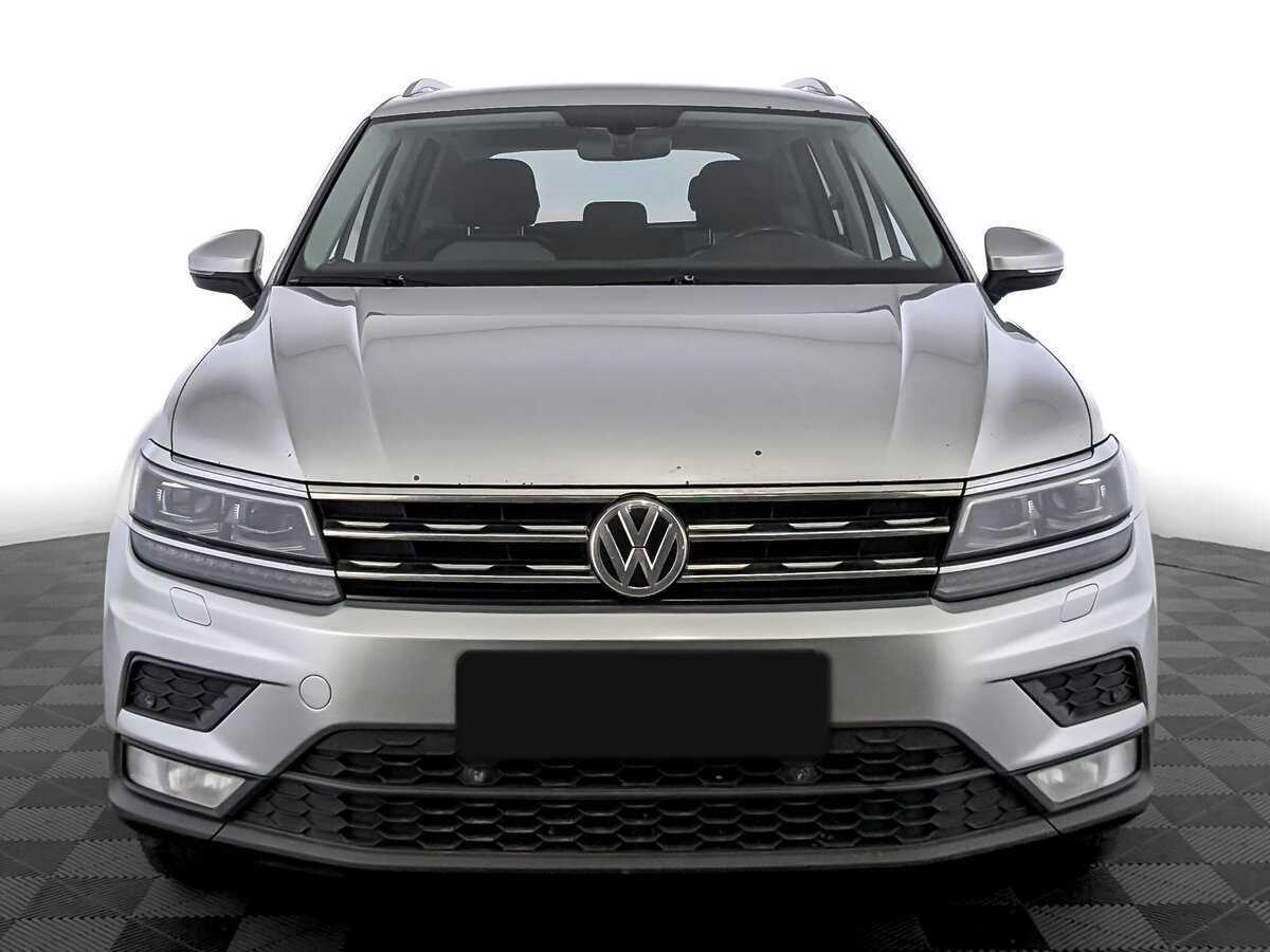 Volkswagen Tiguan б/у, 2017, Роботизированная. Фото: #1