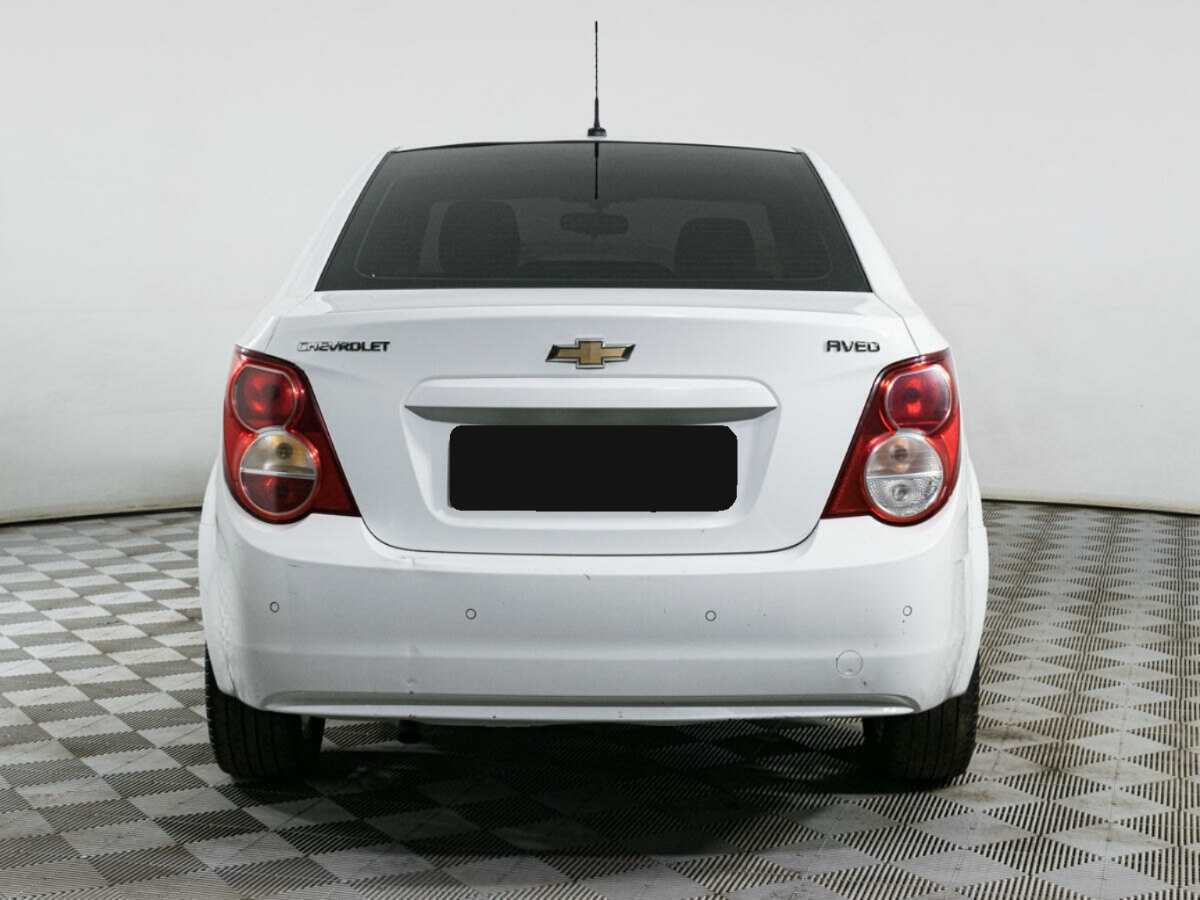 Chevrolet Aveo б/у, 2013, Механическая. Фото: #4