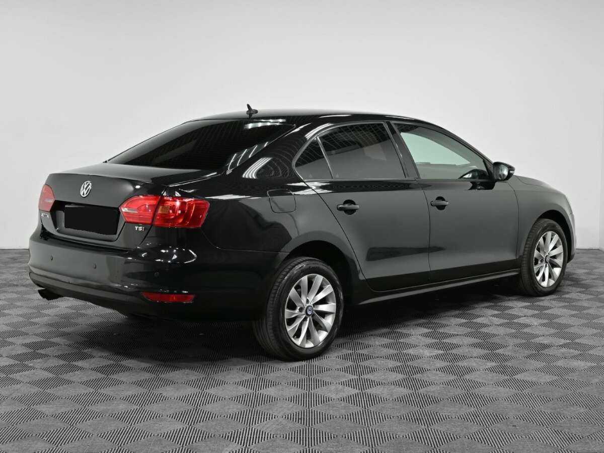 Volkswagen Jetta б/у, 2012, Роботизированная. Фото: #1