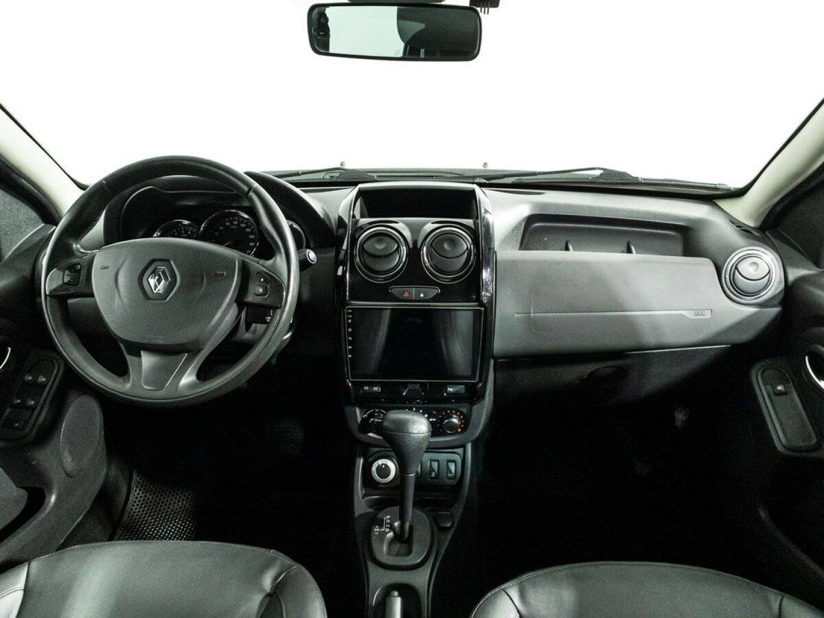 Renault Duster б/у, 2016, Автоматическая. Фото: #12