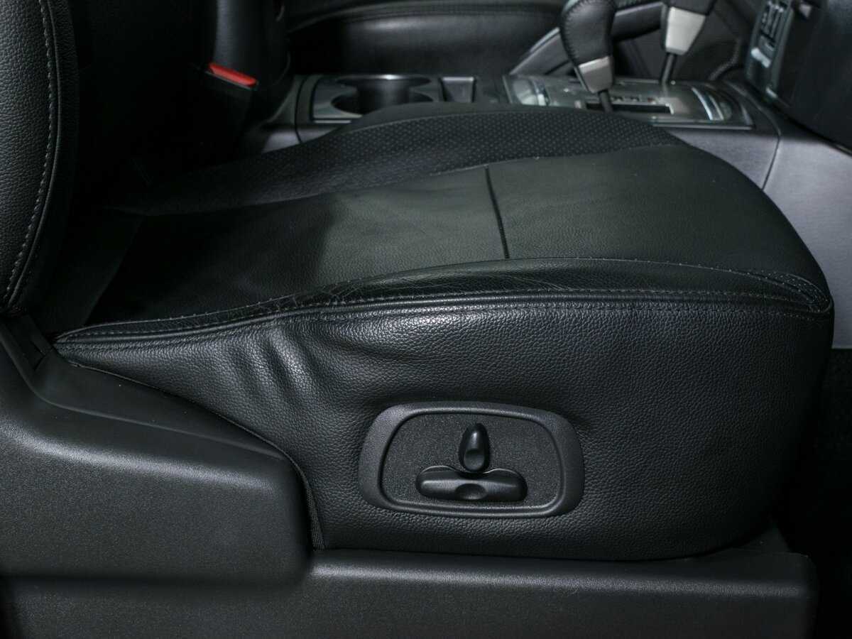 Mitsubishi Pajero б/у, 2013, Автоматическая. Фото: #13